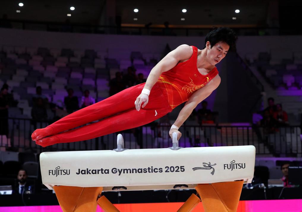 三连冠, 己控制力有 三连冠, 己控制力有