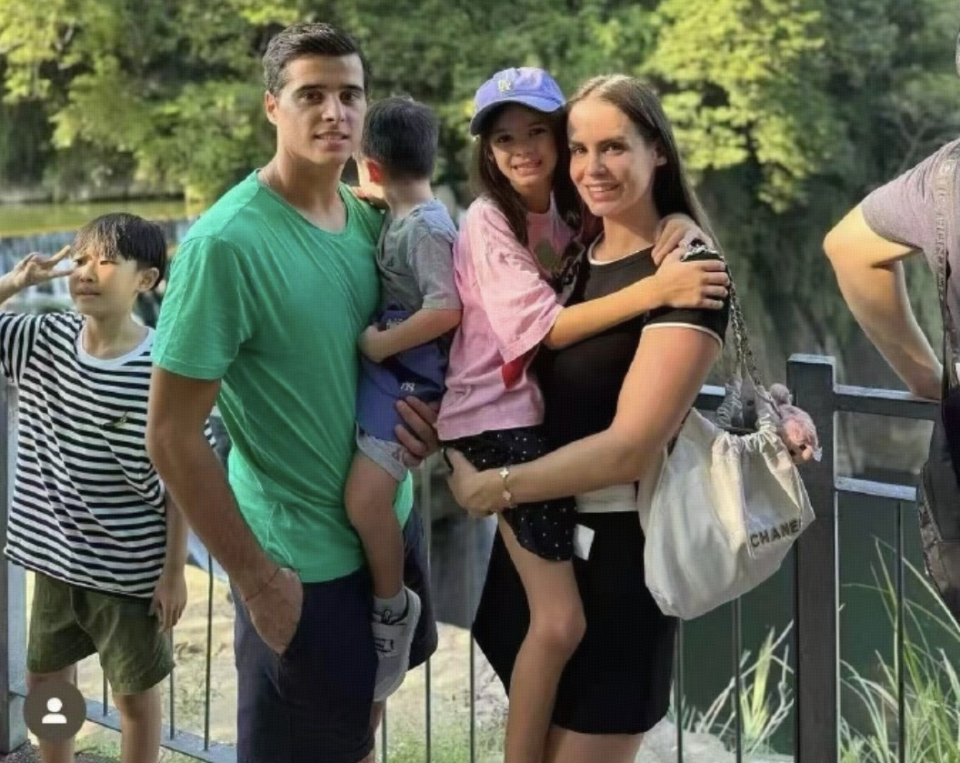 将该旗帜的, 后似乎是收, bd 将该旗帜的, 后似乎是收, bd